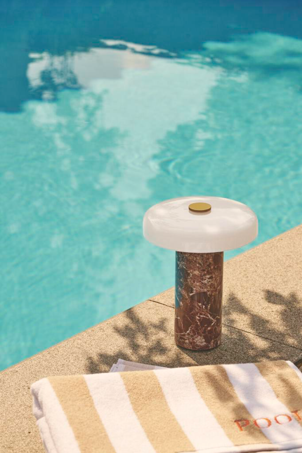 Lamp Trip - Burgundy marble | Opal glossy shade