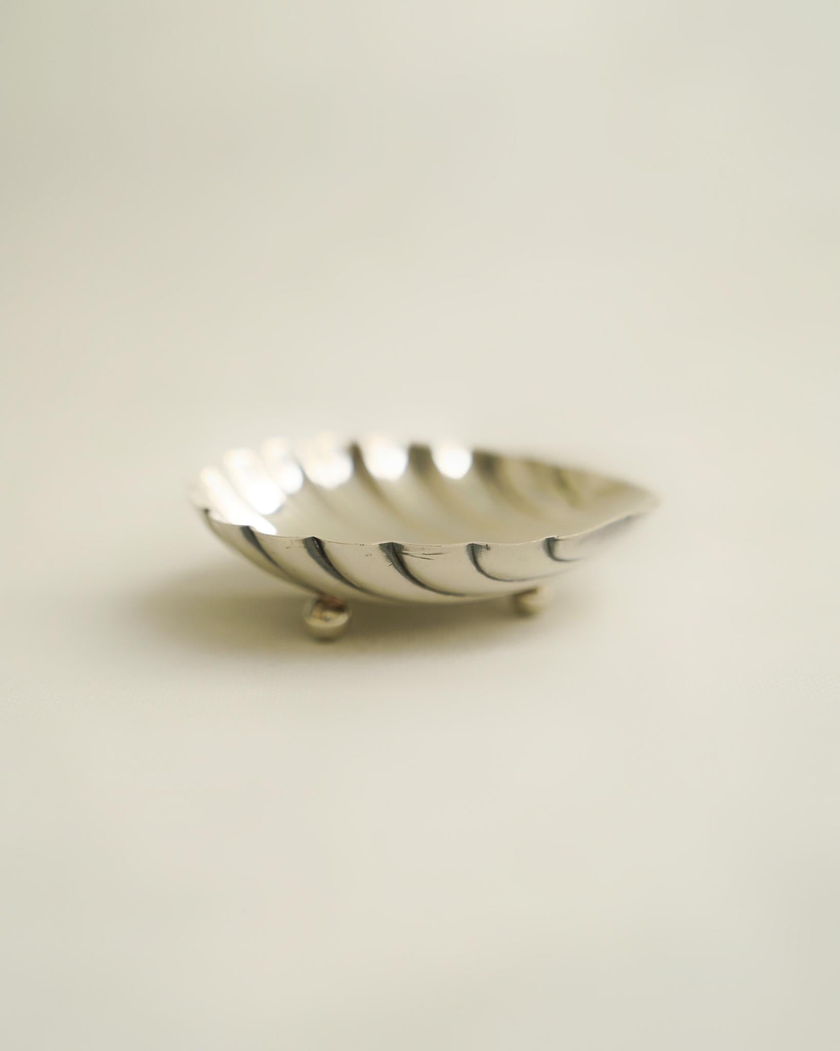 Vintage - Seashell Stainless steel Creamers