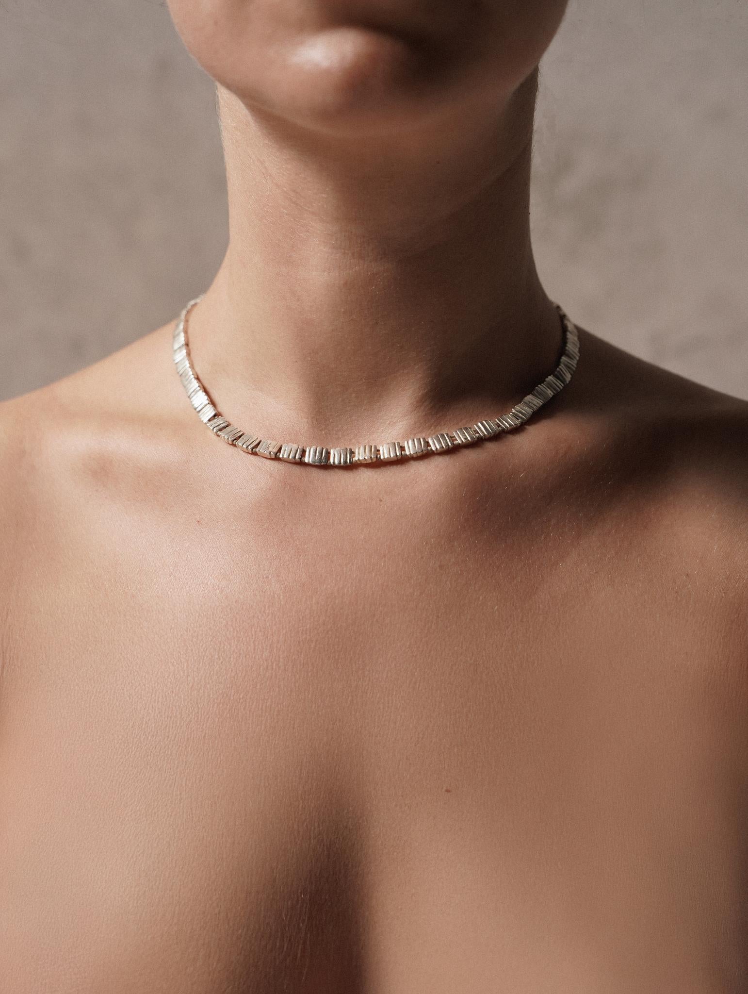 Molto jewelry Nira necklace